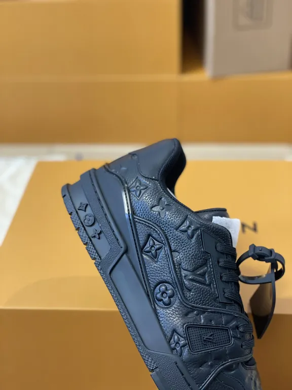 Louis Vuitton Shoe 